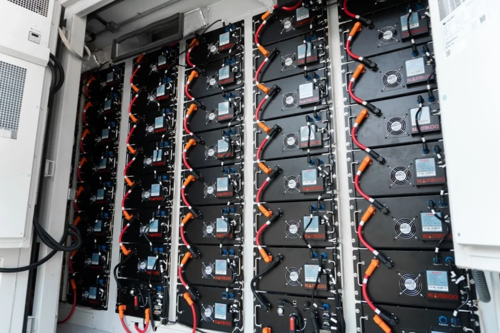 Акумулятори: серце системи резервного електропостачання